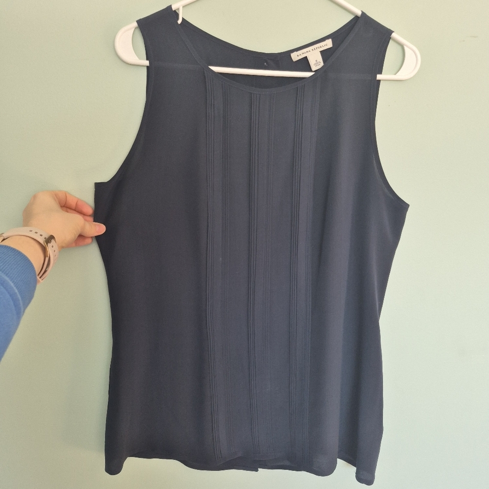 Banana Republic Navy Sleeveless Pintuck Blouse